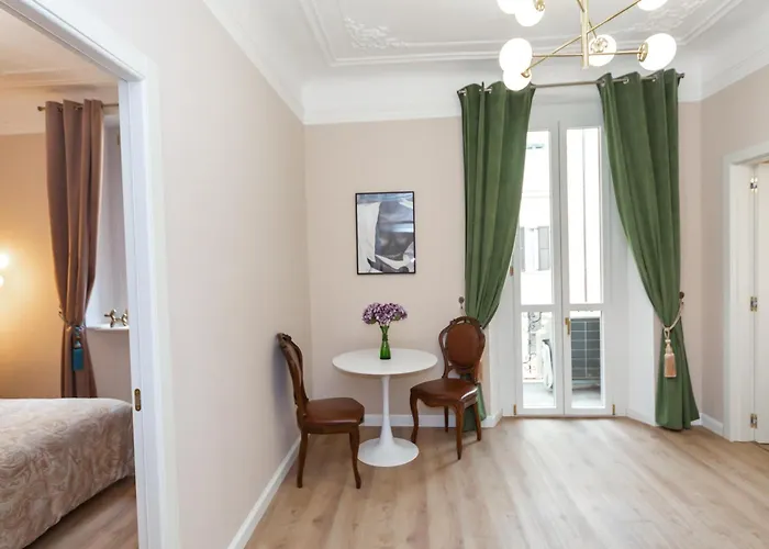 Milan Gorgeous Apartment